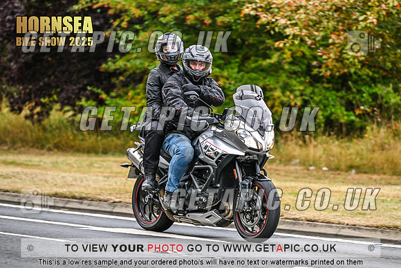 SJ2508-1819-C_LOGO_ON_PHOTO