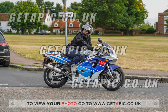 RS2207_8833