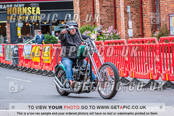 TW2508-174_LOGO_ON_PHOTO