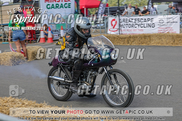 PR2408-00940-C_LOGO_ON_PHOTO