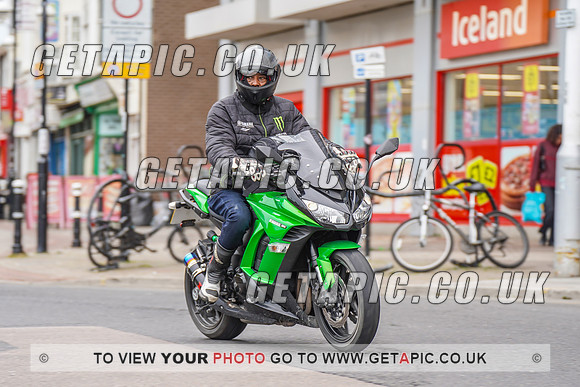 RS2205_1042