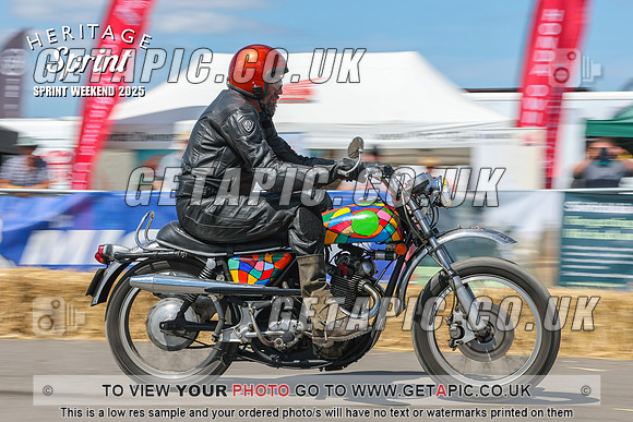 GP2508-4853_LOGO_ON_PHOTO