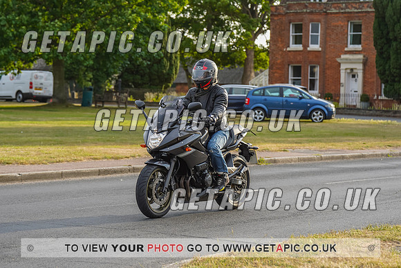 RS2207_8705