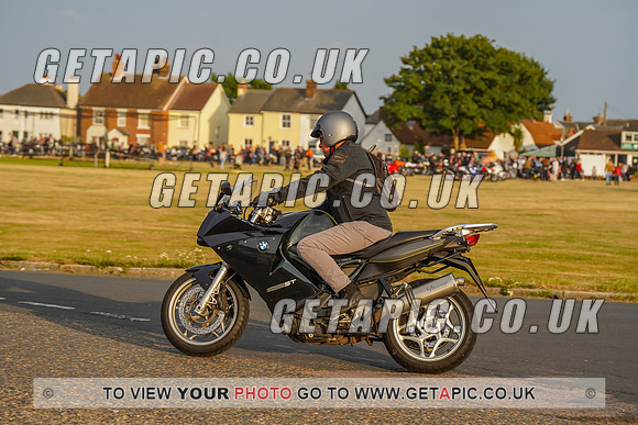 RS2207_9066