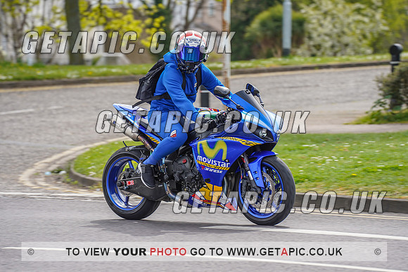 RS2204_7565