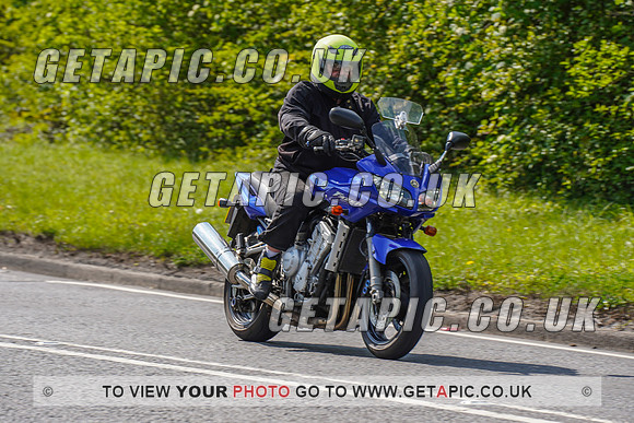 RS2204_12580