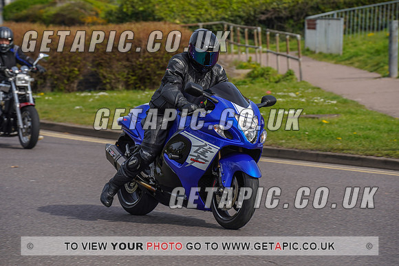 RS2204_3887