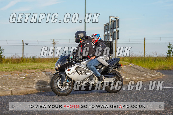 RS2206_9480