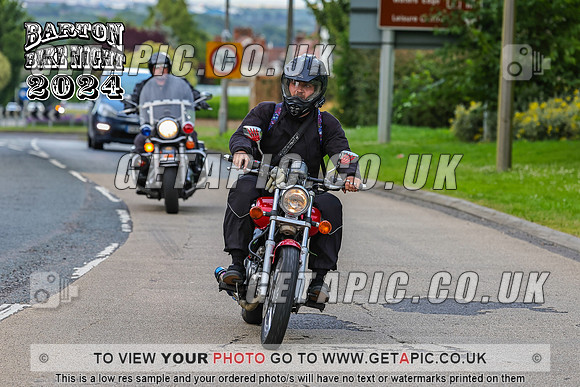 PR2407-8242_LOGO_ON_PHOTO