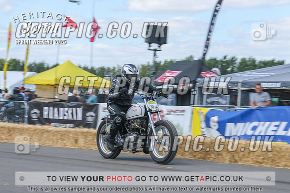GP2508-4403_LOGO_ON_PHOTO