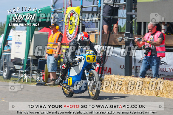 GP2508-3889_LOGO_ON_PHOTO