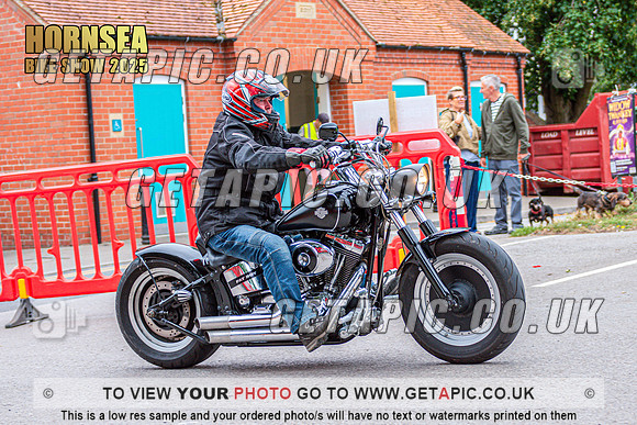 TW2508-179_LOGO_ON_PHOTO