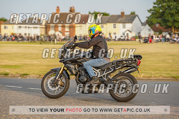 RS2207_9170