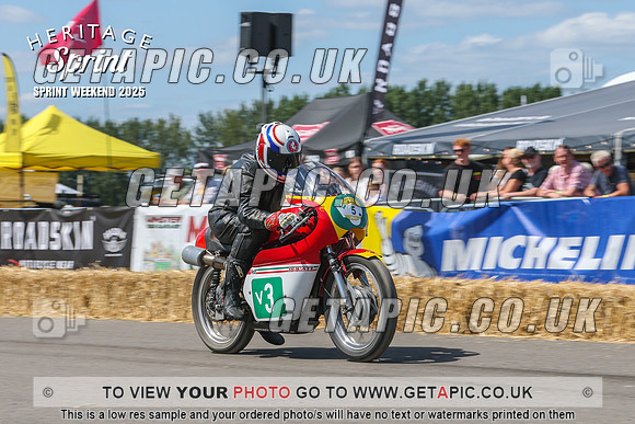GP2508-4870_LOGO_ON_PHOTO
