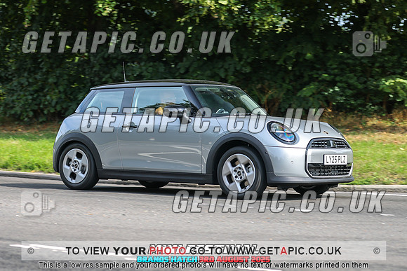 GP2508-2806-C_LOGO_ON_PHOTO