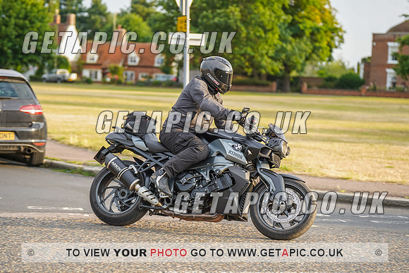 RS2207_8978
