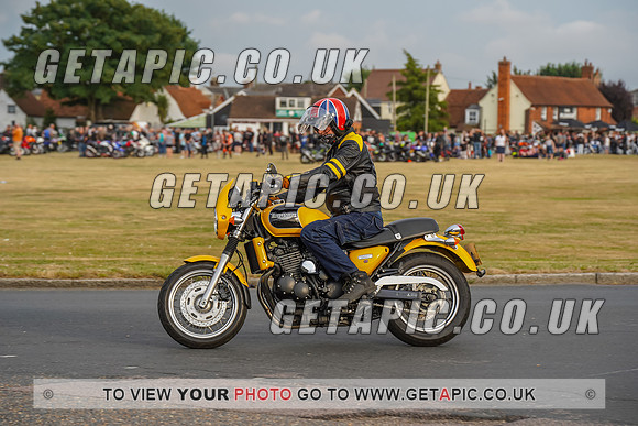 RS2207_8669