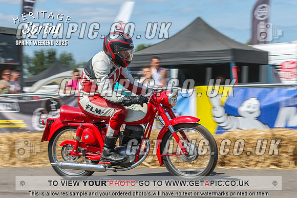GP2508-4713-C_LOGO_ON_PHOTO