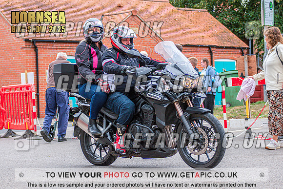 TW2508-4110_LOGO_ON_PHOTO