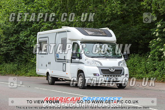 GP2406-10187_LOGO_ON_PHOTO
