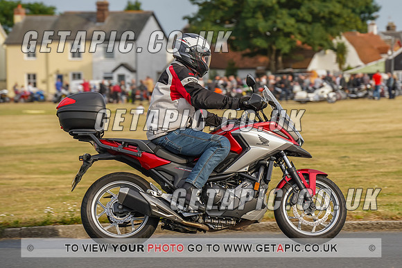 RS2207_7654