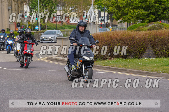 RS2204_7579