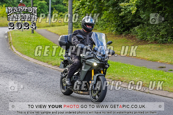 PR2407-7052_LOGO_ON_PHOTO