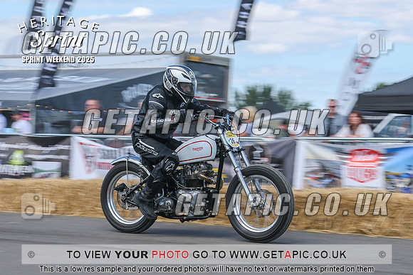 GP2508-4405_LOGO_ON_PHOTO
