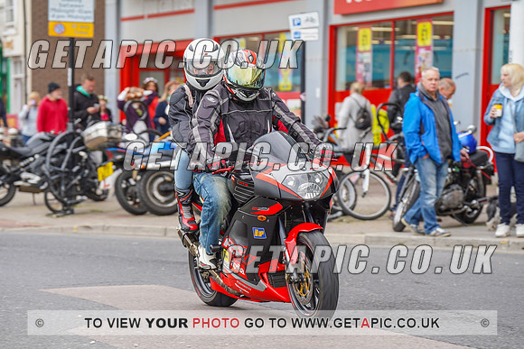 RS2205_2141