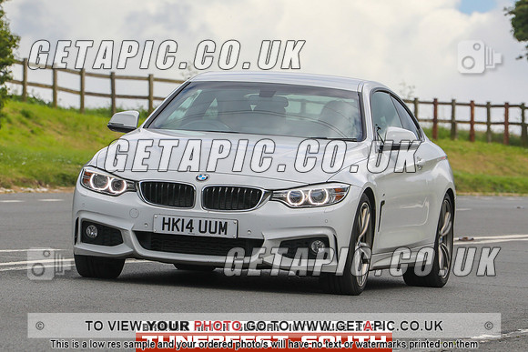 GP2406-10749-C_LOGO_ON_PHOTO