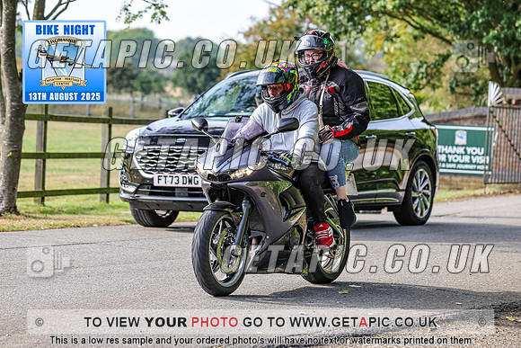PR2508-07456_LOGO_ON_PHOTO