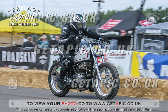GP2508-4403-C_LOGO_ON_PHOTO