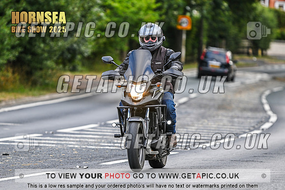 SJ2508-0945-C_LOGO_ON_PHOTO