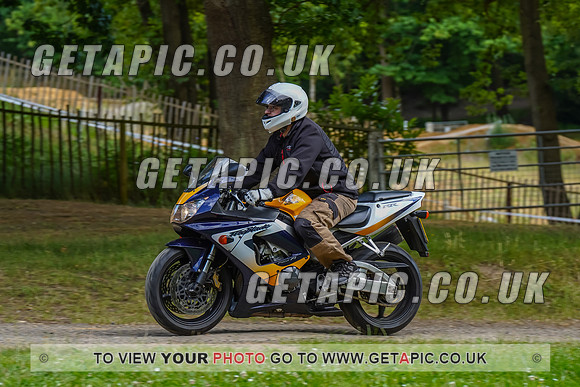 RS2207_1521