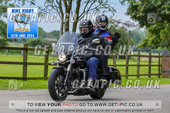 PR2406-09165-C_LOGO_ON_PHOTO