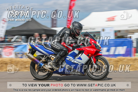 GP2508-4161_LOGO_ON_PHOTO