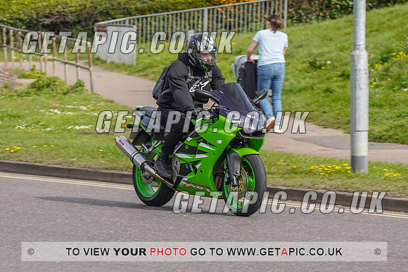 RS2204_3916