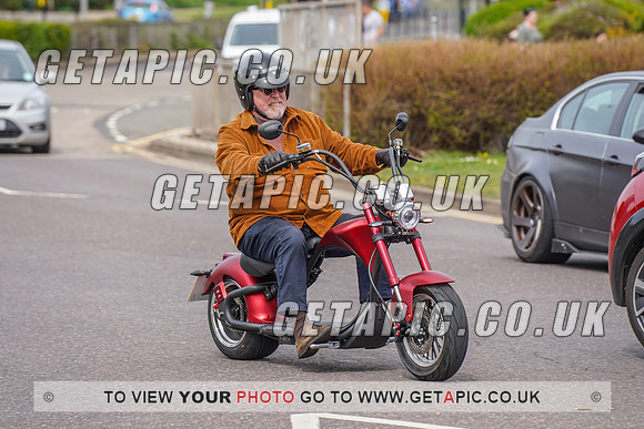 RS2204_8153