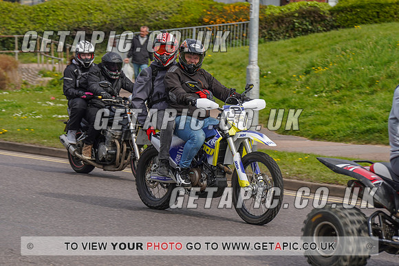 RS2204_4638
