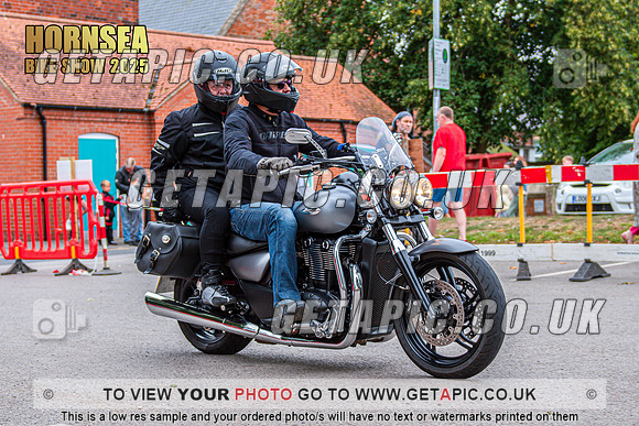 TW2508-1070_LOGO_ON_PHOTO