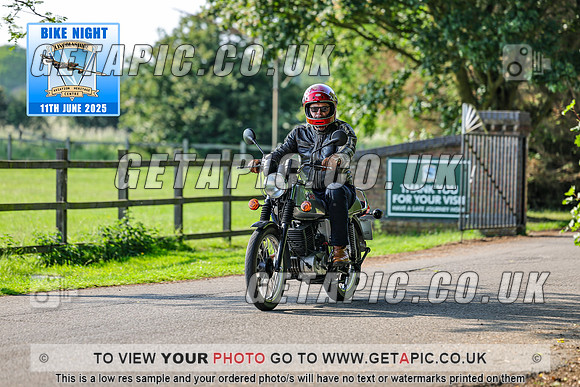 PR2506-03480_LOGO_ON_PHOTO