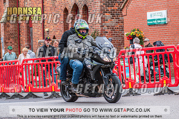 TW2508-4104_LOGO_ON_PHOTO
