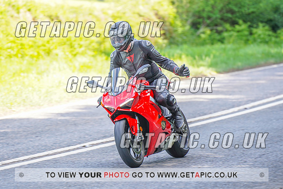 RS2205_16335