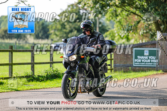 PR2506-04273_LOGO_ON_PHOTO