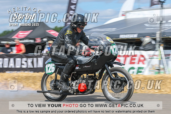 GP2508-3649-C_LOGO_ON_PHOTO