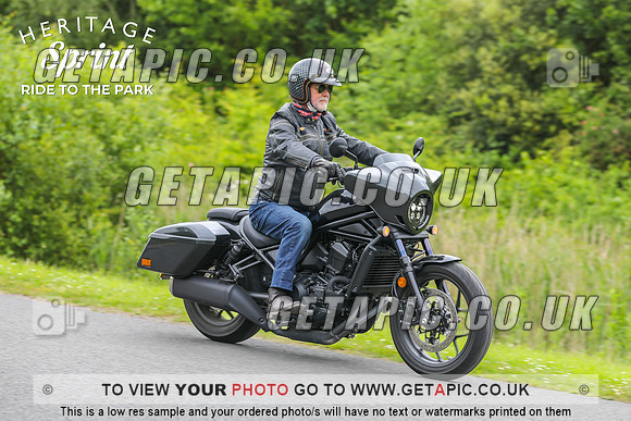 GP2406-2065-C_LOGO_ON_PHOTO