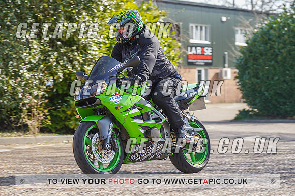 RS2203_6042