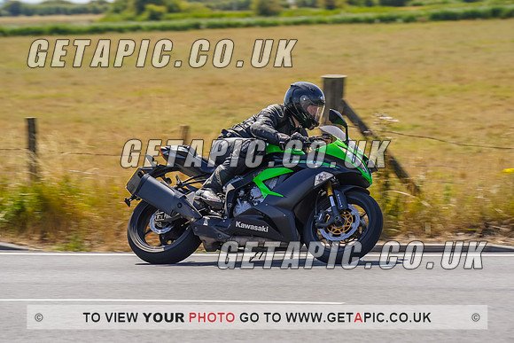 RS2208_1040