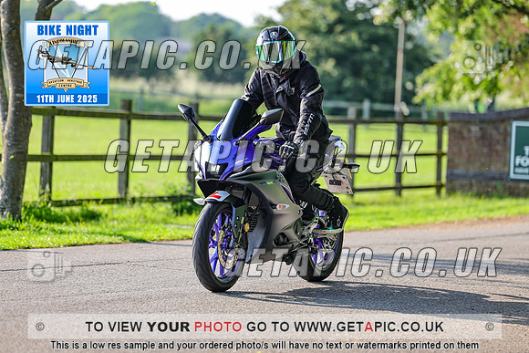 PR2506-05180_LOGO_ON_PHOTO
