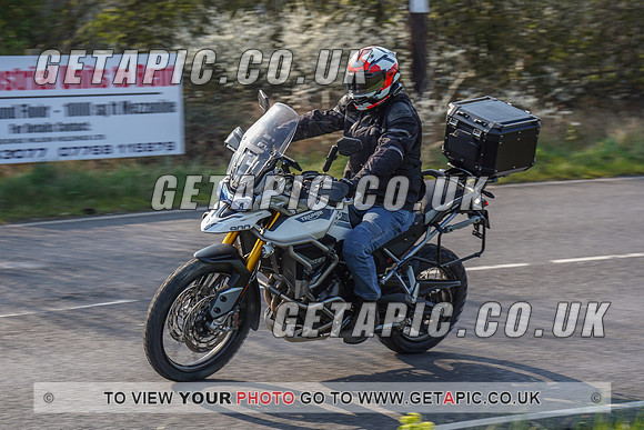 RS2203_4565